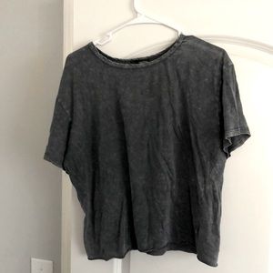 Size M grey comfy tee